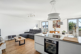 Location
Appartement élégant de 2 chambres avec balcon et terrasse - 7ème étage, Saint-Denis (loyer tout inclus)
