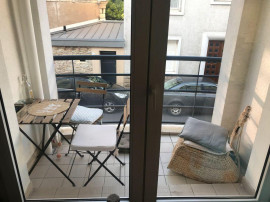 
                                                                                        Location
                                                                                         Appartement en location - T1 bis