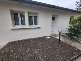 
                                                                                        Location
                                                                                         APPARTEMENT F 1 bis  AU CALME, JARDINET