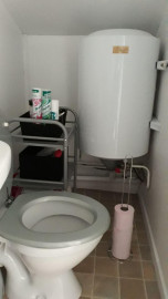 
                                                                                        Location
                                                                                         Appartement F1 BIS plein centre mais hyper calme