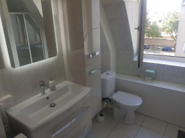 
                                                                                        Location
                                                                                         Appartement F2– 60m² - Meublé – Proche du centre