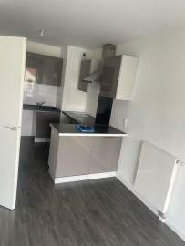 
                                                                                        Location
                                                                                         Appartement F2