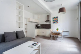 
                                                                                        Location
                                                                                         Appartement F2 Ecusson Centre Historique