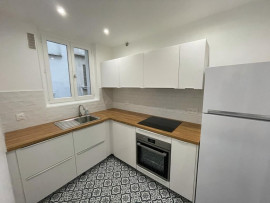 
                                                                                        Location
                                                                                         Appartement F2 meublé 42 m² – Paris 15ème