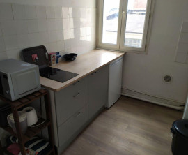
                                                                                        Location
                                                                                         Appartement F2 meublé