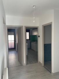 
                                                                                        Location
                                                                                         appartement f2 quartier gare refait a neuf