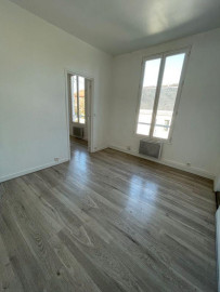 
                                                                                        Location
                                                                                         Appartement F2 Villemomble