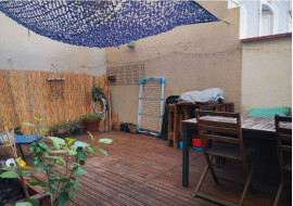 
                                                                                        Location
                                                                                         Appartement F3 avec jolie terrasse
