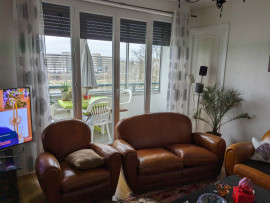 
                                                                                        Vente
                                                                                         appartement F3 centre Rouen vue Seine