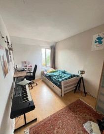 
                                                                                        Location
                                                                                         Appartement F4 à partager