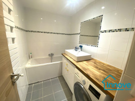 
                                                                                        Vente
                                                                                         APPARTEMENT FAMILIAL- 104 M²- 3/ 4 chambres