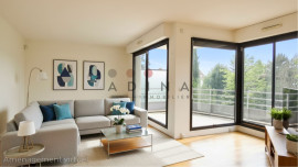 
                                                                                        Vente
                                                                                         Appartement Familial de 5 Pièces à Sceaux