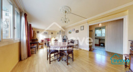 
                                                                                        Vente
                                                                                         APPARTEMENT FAMILIAL, PROCHE GARE ET COMMERCES