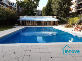 
                                                                                        Vente
                                                                                         Appartement familial rénové de 4 chambres en centre ville