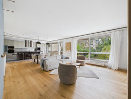 
                                                                                        Location
                                                                                         Appartement familial - rue Edouard Nortier