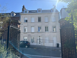 
                                                                                        Location
                                                                                         Appartement fonctionnel