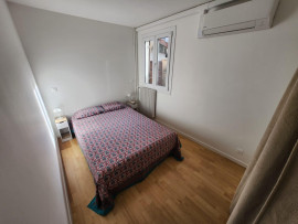 
                                                                                        Location
                                                                                         Appartement indépendant, dans maison de ville.