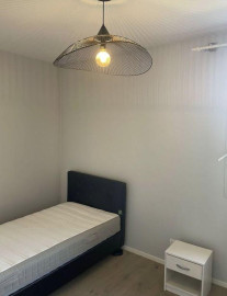 
                                                                                        Location
                                                                                         Appartement Lille Sud T4 85 m2 meublé, équipé