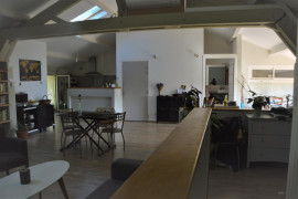 
                                                                                        Location
                                                                                         Appartement LOFT spacieux