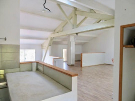 
                                                                                        Location
                                                                                         Appartement LOFT spacieux