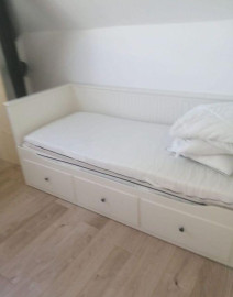 
                                                                                        Location
                                                                                         Appartement lumineux au calme