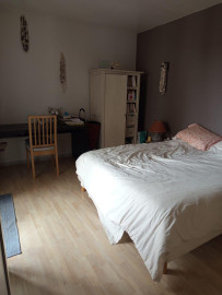 
                                                                                        Location
                                                                                         Appartement Lumineux et Calme