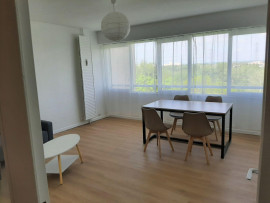 
                                                                                        Colocation
                                                                                         Appartement lumineux et calme refait à neuf