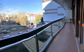 Location
Appartement lumineux, Saint-Cloud (loyer tout inclus)