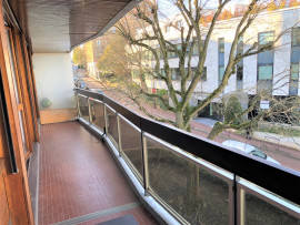 Location
Appartement lumineux, Saint-Cloud (loyer tout inclus)