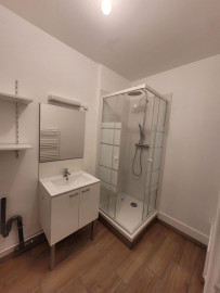 
                                                                                        Location
                                                                                         APPARTEMENT METRO CANTELEU / LILLE