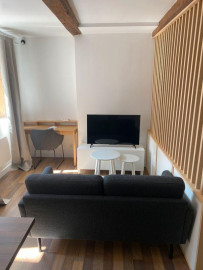 
                                                                                        Location
                                                                                         Appartement meublé 1 pièce - 37 m²
