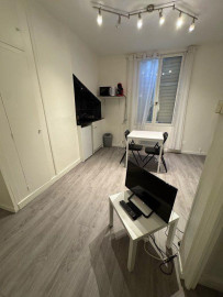 
                                                                                        Location
                                                                                         APPARTEMENT MEUBLÉ 19m2 secteur gare