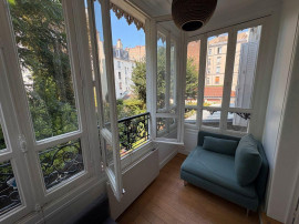 
                                                                                        Location
                                                                                         Appartement meublé 2 pièces 43 m² Batignolles
