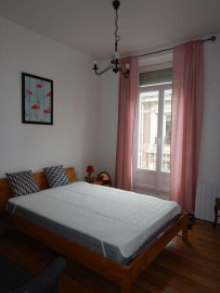 
                                                                                        Location
                                                                                         APPARTEMENT MEUBLE 2 PIECES CHAMPIONNET LAKANAL