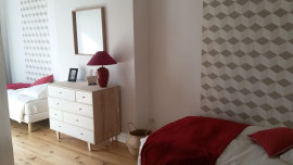 
                                                                                        Location
                                                                                         Appartement meublé 3 chambres avec vue Vieux Lyon