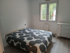 
                                                                                        Location
                                                                                         Appartement meublé 3 pièces, au calme