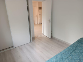 
                                                                                        Location
                                                                                         Appartement meublé 3 pièces, au calme