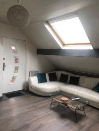 
                                                                                        Location
                                                                                         Appartement meublé 3 pièces avec terrasse 40 m2
