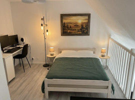 
                                                                                        Location
                                                                                         Appartement meublé 37 m2 -les sables blancs