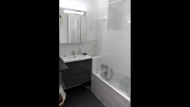 
                                                                                        Location
                                                                                         Appartement meublé - 50 m 2 - Paris 9è Martyrs