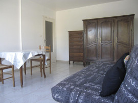 
                                                                                        Location
                                                                                         Appartement meublé à louer
