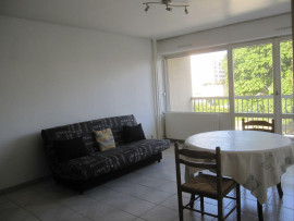 
                                                                                        Location
                                                                                         Appartement meublé à louer
