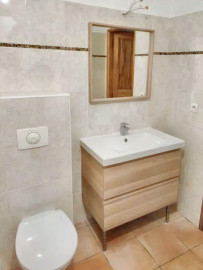 
                                                                                        Location
                                                                                         Appartement meublé avec goût, quartier dynamique