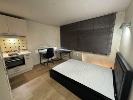 
                                                                                        Location
                                                                                         Appartement Meublé Lyon 6 - 23 m²