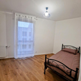 
                                                                                        Location
                                                                                         Appartement meublé neuf 3 pièces Gennevilliers