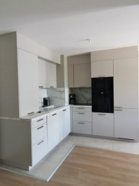 
                                                                                        Location
                                                                                         Appartement meublé,neuf,tout confort.