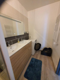 Location
Appartement meublé parfait avec des voisins sympas, Paris (loyer tout inclus)