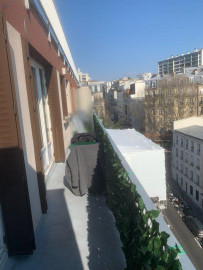 
                                                                                        Location
                                                                                         Appartement meublé Paris Pyrénées Buttes Chaumont