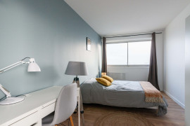 
                                                                                        Colocation
                                                                                         Appartement meublé proche M 13 et ligne J