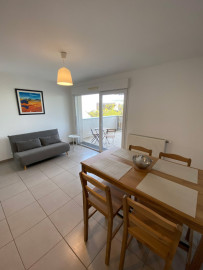 
                                                                                        Location
                                                                                         Appartement meublé T2 43m² à Bègles